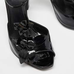 Gucci Black Patent Leather Applique T Strap Sandals Size 36.5