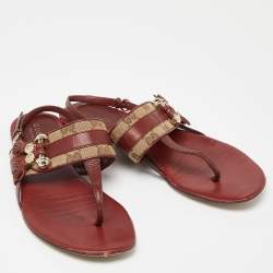 Pre Owned Gucci Burgundy/Beige Leather and Canvas Thong Flats Size 36.5