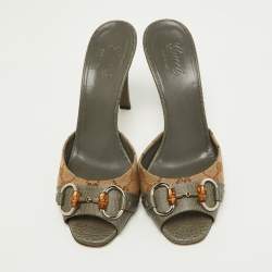 Gucci Grey/Beige Canvas and Leather Slide Sandals Size 39