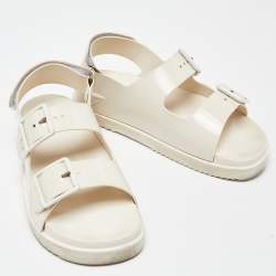 Gucci Off White Rubber Mini Double G Logo Dusty Ankle Strap Flat Sandals Size 38