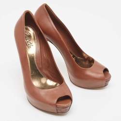 مملوكة مسبقًا Gucci Brown Leather Platform Peep Toe Pumps Size 38.5