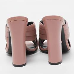 مملوكة مسبقًا Gucci Pink Quilted Leather Webby Slide Sandals Size 38.5