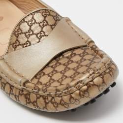 Pre Owned Gucci Metallic/Brown Leather Slip On Loafers Size 38