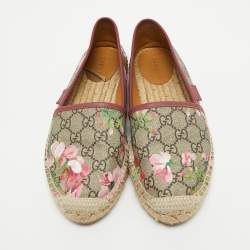 Gucci Grey  GG Floral Canvas Slip On Espadrille Flats Size 37.5