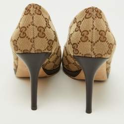 Pre Owned Gucci Beige/Brown GG Canvas Hollywood Horsebit Peep Toe Pumps Size 38.5