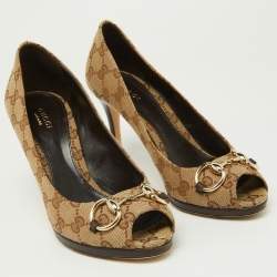 Pre Owned Gucci Beige/Brown GG Canvas Hollywood Horsebit Peep Toe Pumps Size 38.5