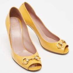Pre Owned Gucci Yellow Patent Leather Horsebit Peep Toe Pumps Size 39