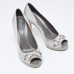 Gucci Grey Satin Horsebit Crystal Embellished Peep Toe Pumps Size 38.5