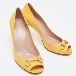 Pre Owned Gucci Yellow Patent Leather Horsebit Peep Toe Pumps Size 38