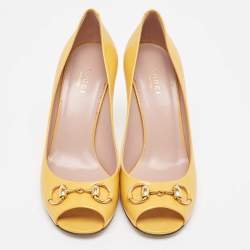 Pre Owned Gucci Yellow Patent Leather Horsebit Peep Toe Pumps Size 38