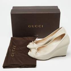 Pre Owned Gucci Off White Leather Peep Toe Wedge Pumps Size 38