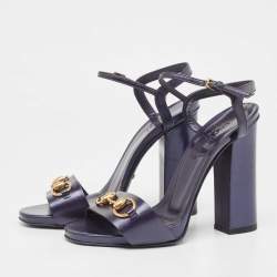 مملوكة مسبقًا Gucci Metallic Navy Blue Leather Horsebit Ankle Strap Sandals Size 38