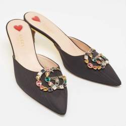 مملوكة مسبقًا Gucci Black Canvas Crystal Embellished Unia Mule Sandals Size 38