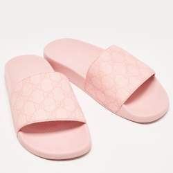 Gucci Pink GG Supreme Canvas Pool Slides Size 39