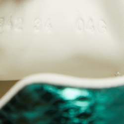 مملوكة مسبقًا Gucci White Leather Embroidered Bee Ace Sneakers Size 34