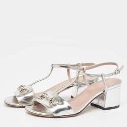 Pre Owned Gucci Silver Metallic Leather Horsebit Detail T-Strap Sandals Size 36