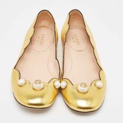 Gucci Gold Scalloped Leather Interlocking G Faux Pearl Ballet Flats Size 36