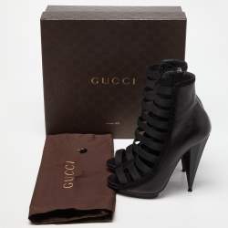 مملوكة مسبقًا Gucci Black Leather Cut Out Ankle Booties Size 40