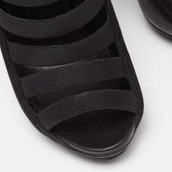 مملوكة مسبقًا Gucci Black Leather Cut Out Ankle Booties Size 40