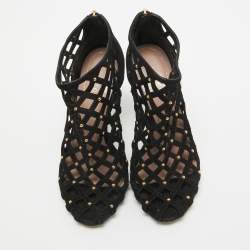 Pre Owned Gucci Black Suede Cut Out Studded Ankle Booties Size 35.5