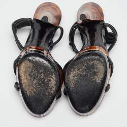 مملوكة مسبقًا Gucci Black Patent Leather Platform Ankle Strap Sandals Size 41