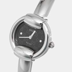 Pre Owned Gucci 1400 Series YA014511 Black Dial Stainless Steel Women's Wristwatch 25 mm