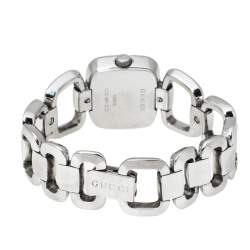 Pre Owned Gucci White Mother of Pearl Stainless Steel Diamond G Series 125.5 Women's Wristwatch 24 mm