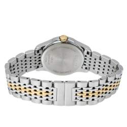Pre Owned Gucci Silver Two-Tone Stainless steel G Timeless 126.5 Women's Wristwatch 27 mm