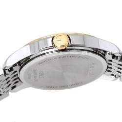 Pre Owned Gucci Silver Two-Tone Stainless steel G Timeless 126.5 Women's Wristwatch 27 mm