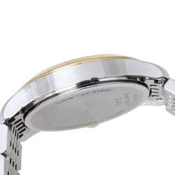 Pre Owned Gucci Silver Two-Tone Stainless steel G Timeless 126.5 Women's Wristwatch 27 mm