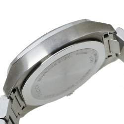 مملوكة مسبقًا Gucci Black Stainless Steel GG2570 YA142404 Women's Wristwatch 36 MM