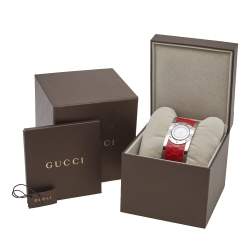 Pre Owned Gucci White Stainless Steel Leather Twirl YA112435 Women's Wristwatch 23 mm