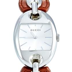 Pre Owned Gucci Silver Stainless Steel Marina Chain Leather YA121309 Women's Wristwatch 32 mm