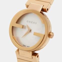 Pre Owned Gucci Mother Of Pearl Rose Gold Tone Stainless Steel Interlocking YA133515 Women's Wristwatch 29 mm