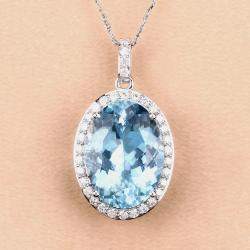 مملوكة مسبقًا 9.11 cts Aquamarine and Diamond 14K White Gold Halo Pendant