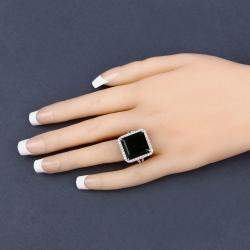 مملوكة مسبقًا 16.56 cts Green Tourmaline and Diamond 14K Yellow Gold Halo Ring US Size 7