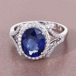 Pre Owned خاتم وعد من الياقوت الأزرق السيلاني والألماس بوزن 3.38 قيراط من الذهب الأبيض عيار 18 ومقاس أمريكي 7