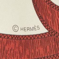 Pre Owned Hermès Caramel Brown/Off-White Eperon D'Or Print Silk Square Scarf 