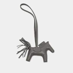 مملوكة مسبقًا Hermès GriGri Rodeo Pegase PM Bag Charm Ardoise Milo Leather 