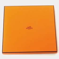 مملوكة مسبقًا Hermès Rouge/Vert Grand Manege Detail Silk Scarf