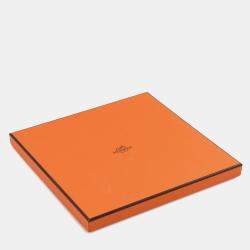 Pre Owned Hermes Carre Always Together Nous Sommes Inseparables Size 90 White/Gold/Violet Silk100%