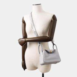 مملوكة مسبقًا Hermes Blue Gacier Taurillon Clemence Lindy bag Size Mini