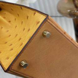 Pre Owned Hermes Ostrich Leather Kelly 25 Bag