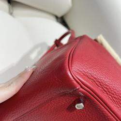 Hermes Rouge Casaque Clemence Leather Lindy 30 bag