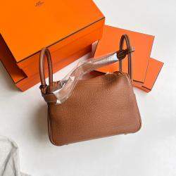 Hermes Gold Clemence Leather Lindy 26 Shoulder Bag
