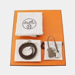 Hermes Etoupe Togo Leather Kelly 25 Top Handle Bag 