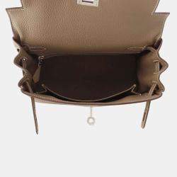 Hermes Etoupe Togo Leather Kelly 25 Top Handle Bag 