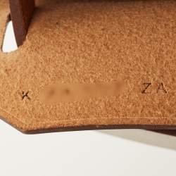 مملوكة مسبقًا Hermès Ecru/Natural Toile Canvas and Vache Leather Herbag Zip 20 Bag