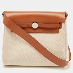 مملوكة مسبقًا Hermès Ecru/Natural Toile Canvas and Vache Leather Herbag Zip 20 Bag