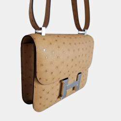 مملوكة مسبقًا Hermes 24 Constance Tabac Camel Ostrich Leather Bag